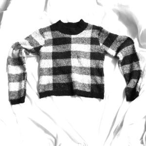 Black and white FLUFFY SWEATER